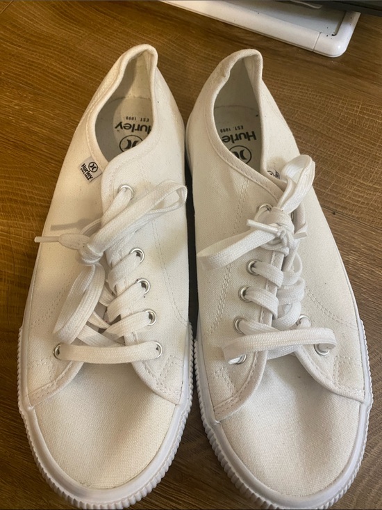 Hurley Shoes - Hurley White Canvas Low-Top Sneakers